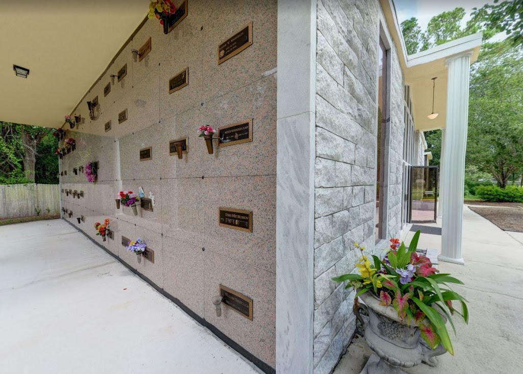 Ferreira Funeral Services at Beaches Memorial Park | 1500 Main St, Atlantic Beach, FL 32233, USA | Phone: (904) 249-1166