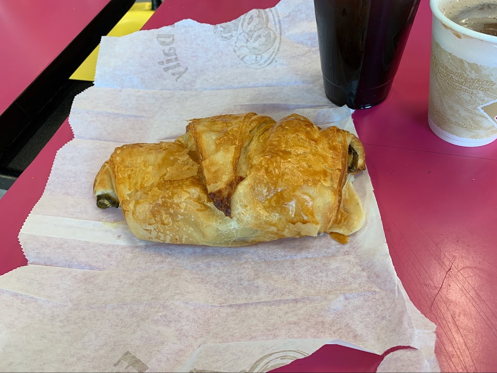 USA Donuts & Croissants | 7455 Lankershim Blvd B, North Hollywood, CA 91605, USA | Phone: (818) 765-3435