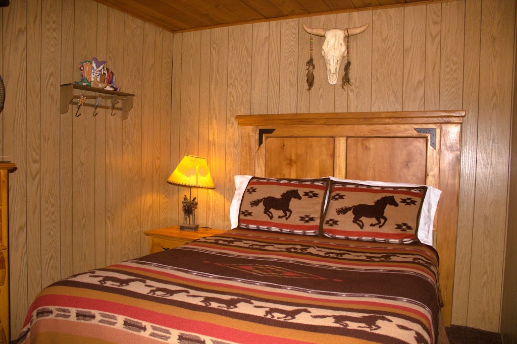 Goldmine Lodge | 42268 Moonridge Rd, Big Bear Lake, CA 92315, USA | Phone: (909) 866-5118