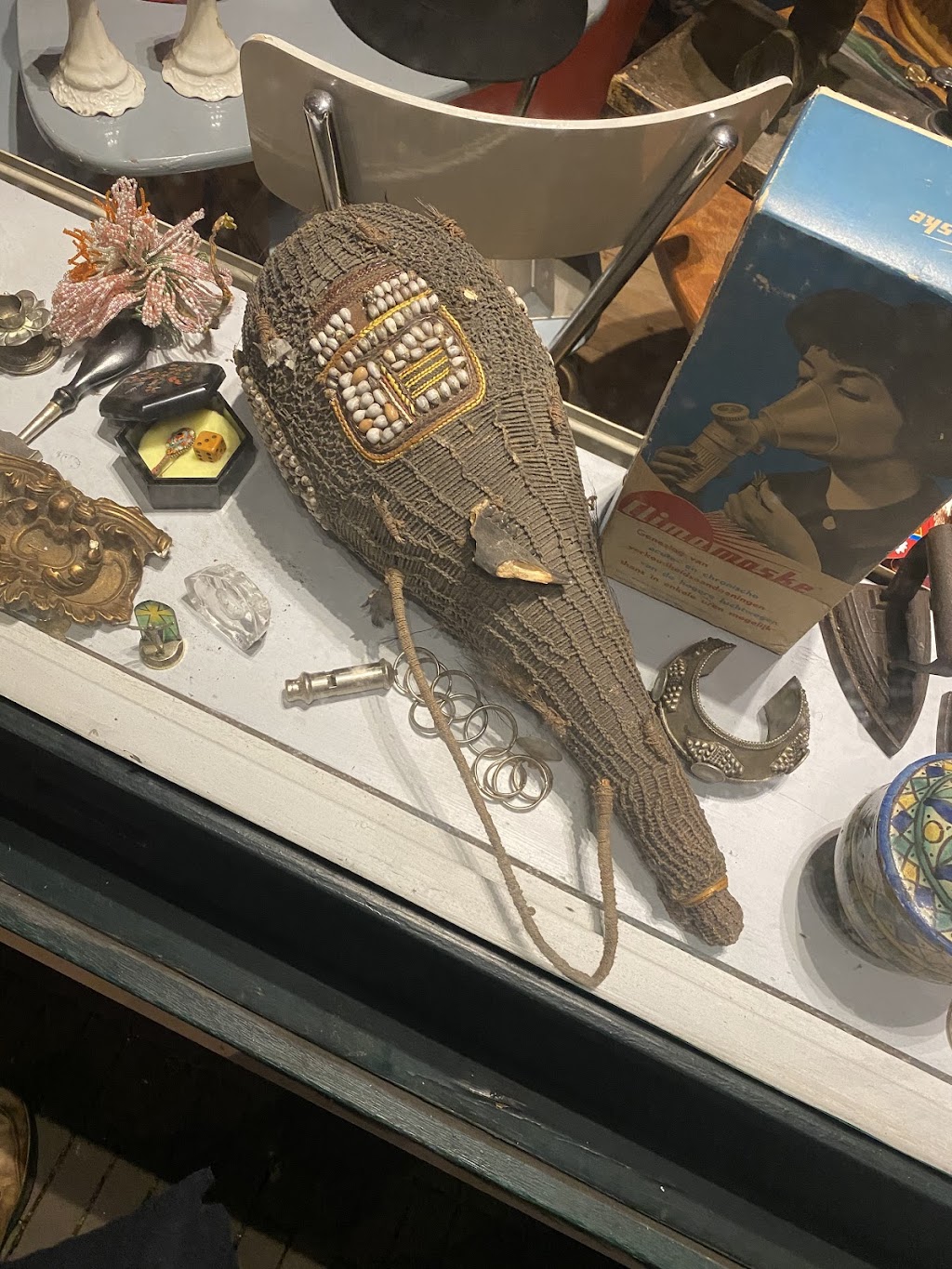 KLOTHBERG | koningin Wilhelminaplein 13 , World Fashion Centre ,Tower 2 , Ground floor, no9, 1062 HH Amsterdam, Netherlands | Phone: 06 84623241