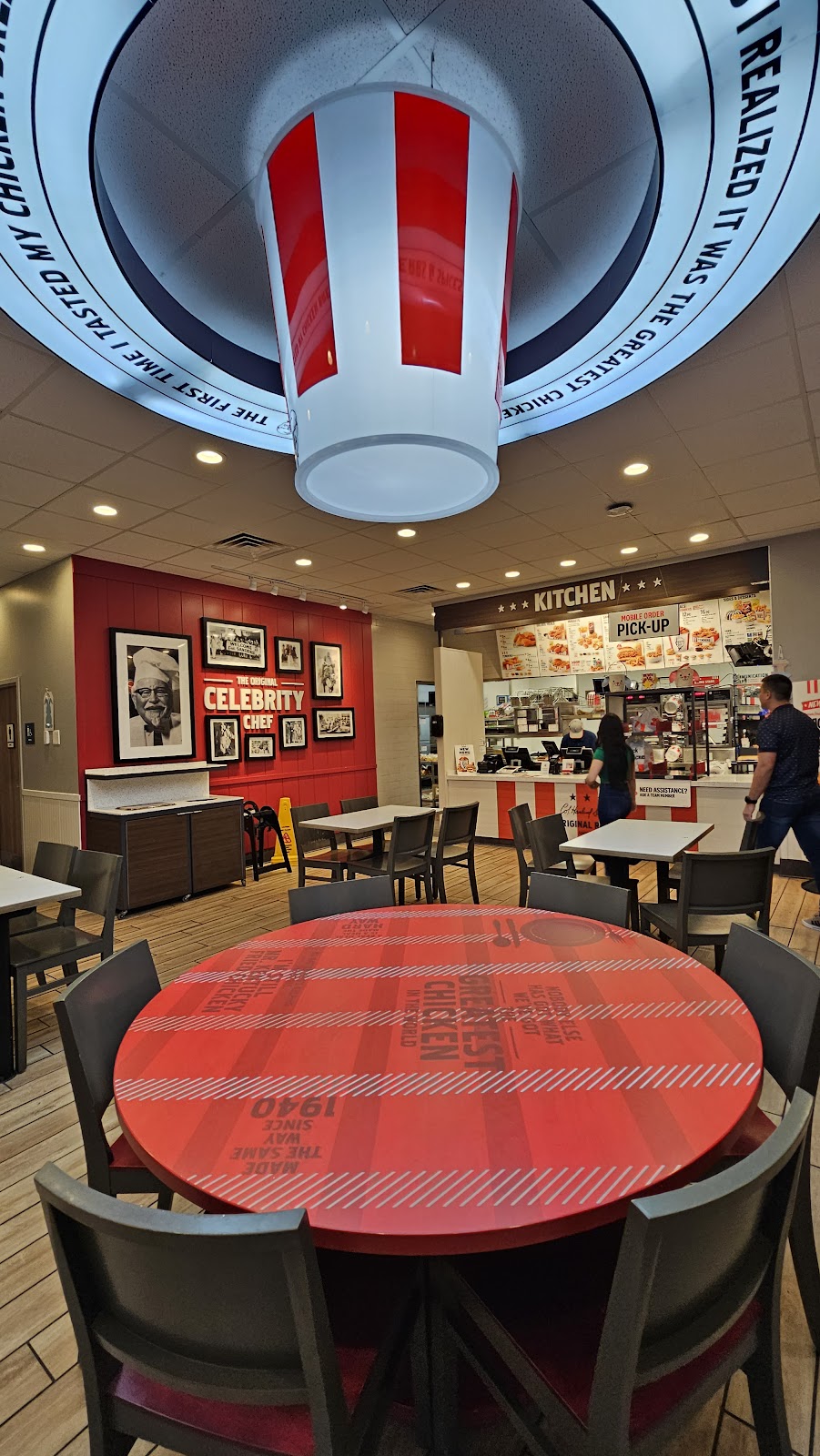 KFC | 12195 S Apopka Vineland Rd, Orlando, FL 32836, USA | Phone: (407) 778-4571