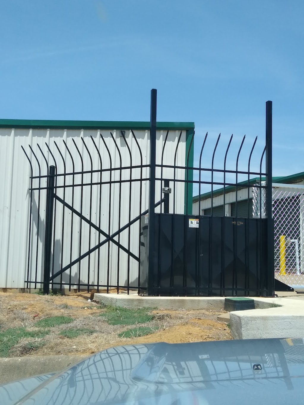 Burleson Storage | 735 E Renfro St, Burleson, TX 76028 | Phone: (817) 426-1455