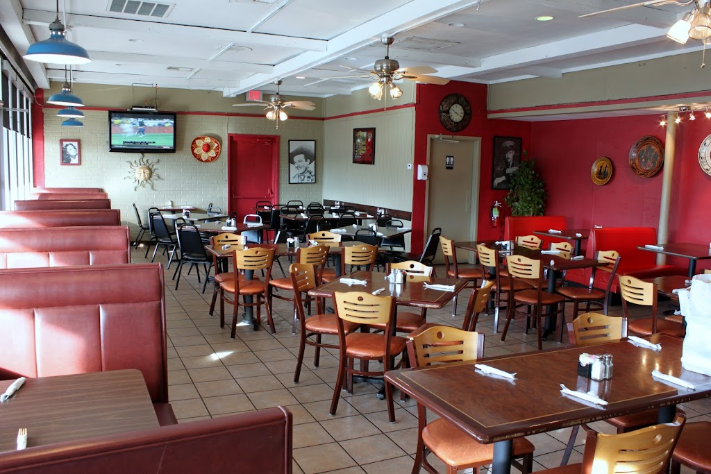 DOS Charros Restaurant | 1425 E Belt Line Rd #108, Richardson, TX 75081, USA | Phone: (972) 783-7671