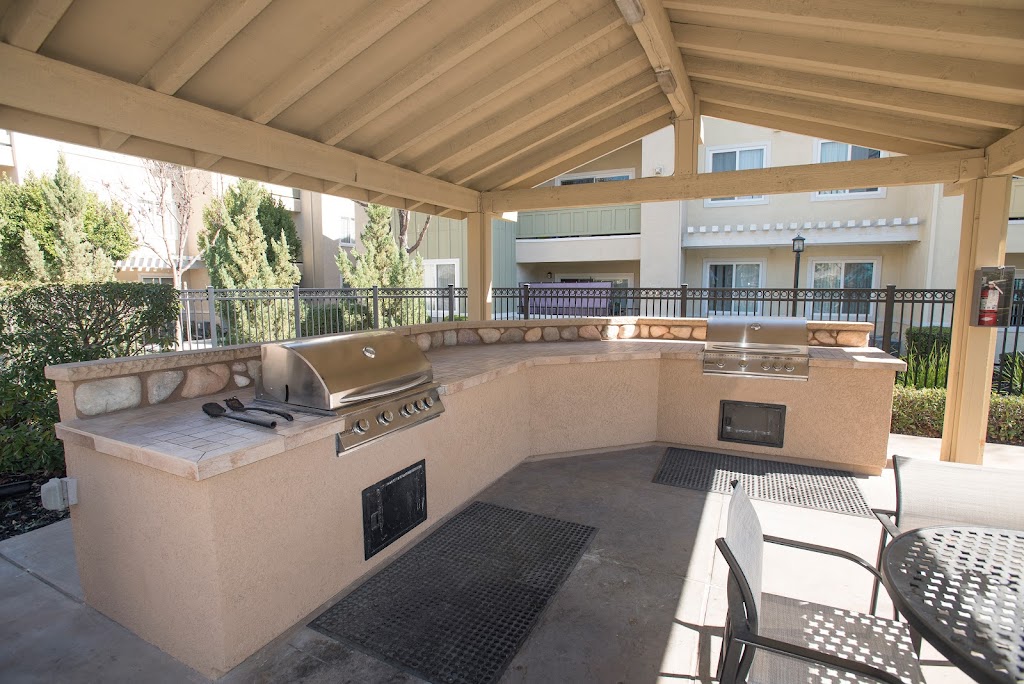 Waterstone Apartments | 1951 Middlefield Dr, Tracy, CA 95377, USA | Phone: (844) 329-4950