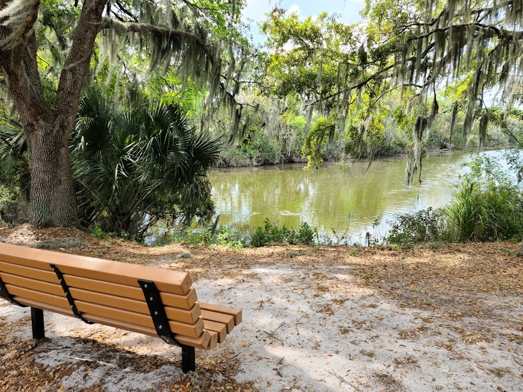 Waters Edge Apartments | 3625 New Jersey Rd, Lakeland, FL 33803, USA | Phone: (863) 474-9593