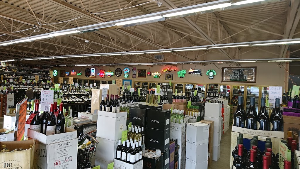 Lakeside Wine + Spirits | 1916 Wayzata Blvd #1, Long Lake, MN 55356, USA | Phone: (952) 404-2500