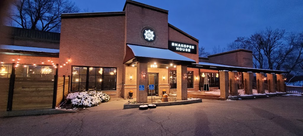 Dangerfields Restaurant | 1583 1st Ave E, Shakopee, MN 55379 | Phone: (952) 445-2245