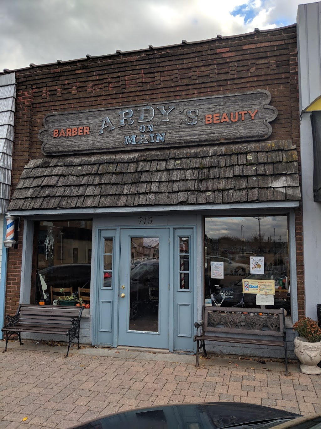 Ardys on Main Barber & Beauty | 715 Main St NW, Elk River, MN 55330, USA | Phone: (763) 441-2285