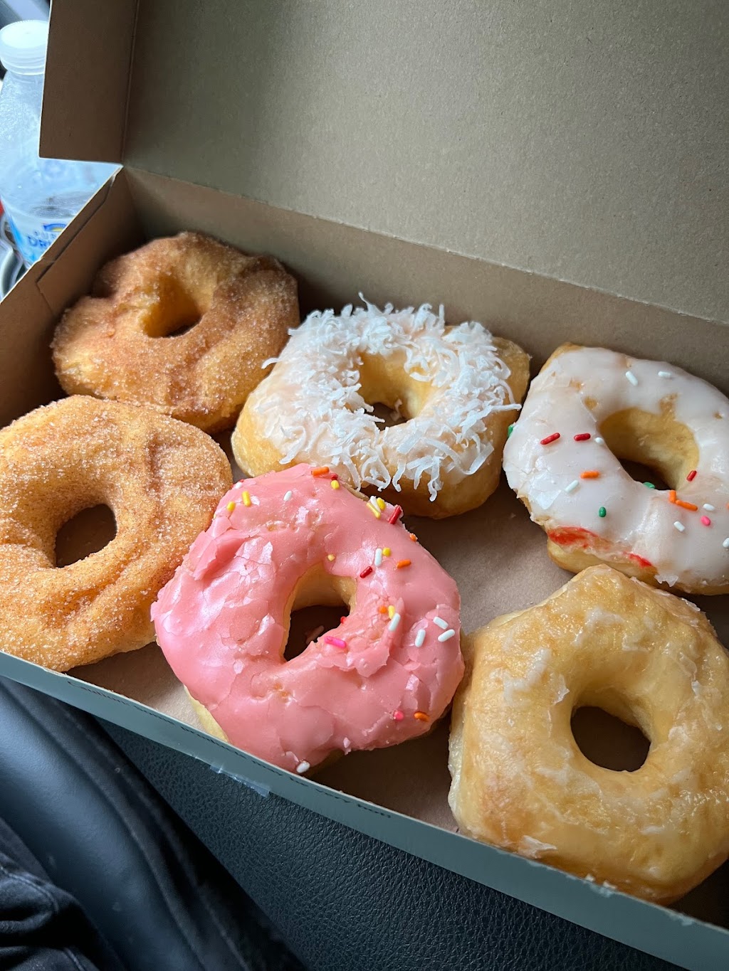 Shipley Do-Nuts | 11300 US-290 #100, Manor, TX 78653, USA | Phone: (512) 953-5499