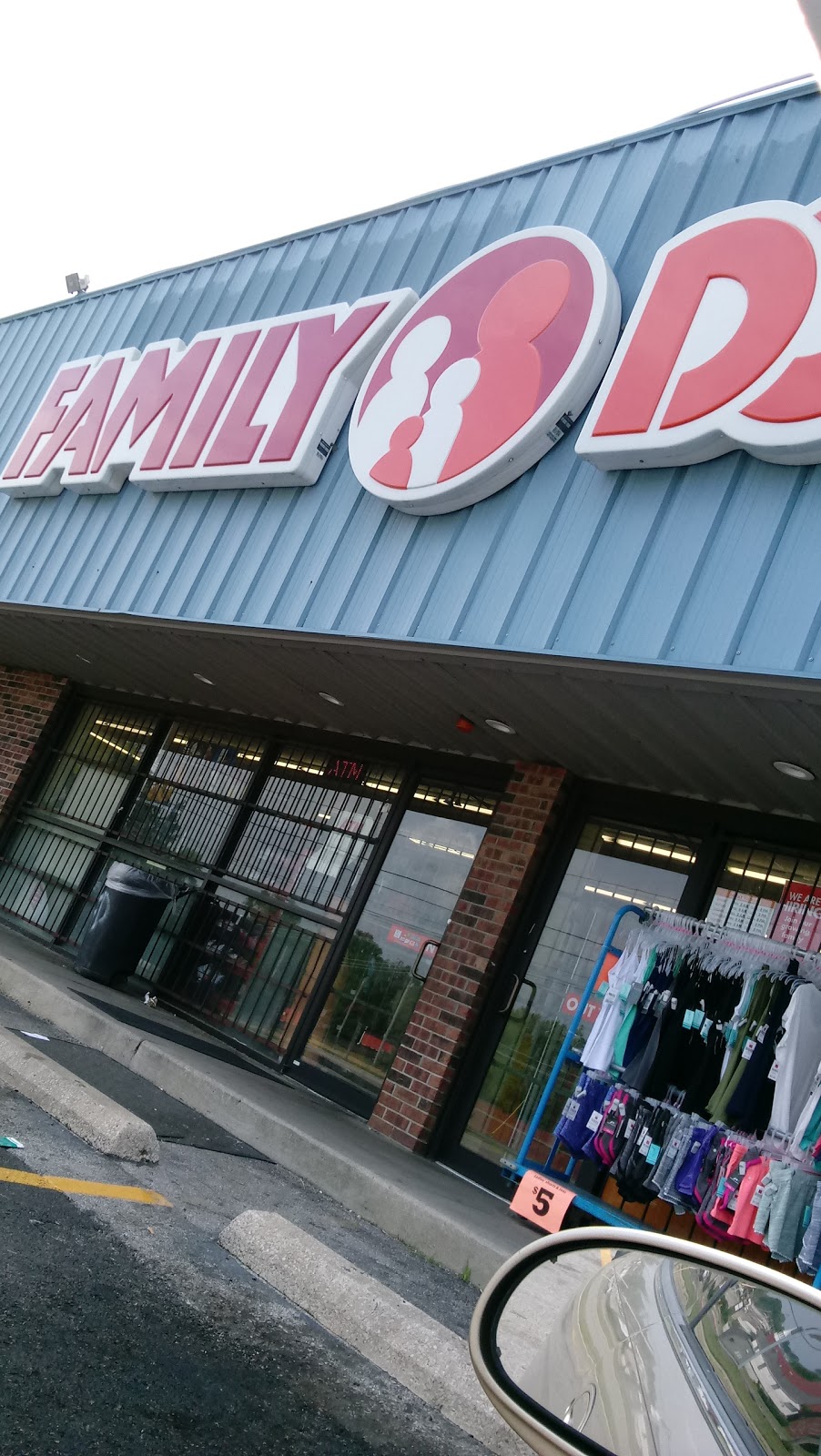 Family Dollar | 610 N 89th St, Belleville, IL 62223 | Phone: (618) 230-6028