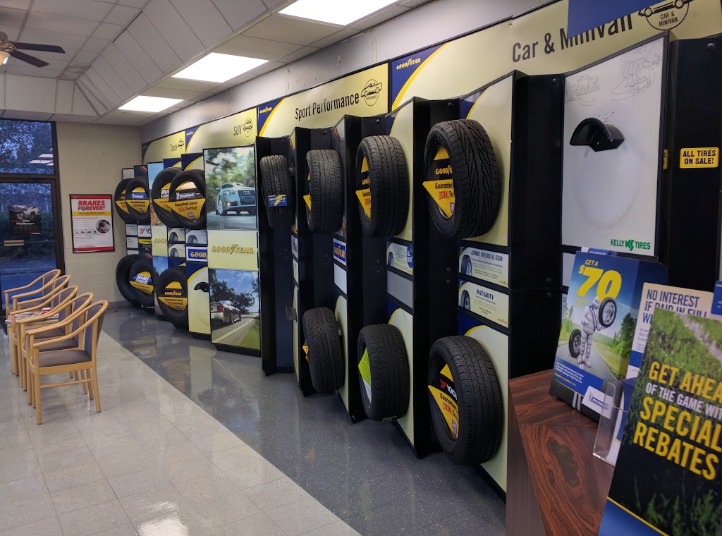 Mr. Tire Auto Service Centers | 2465 Towne Lake Pkwy, Woodstock, GA 30189, USA | Phone: (770) 615-7931