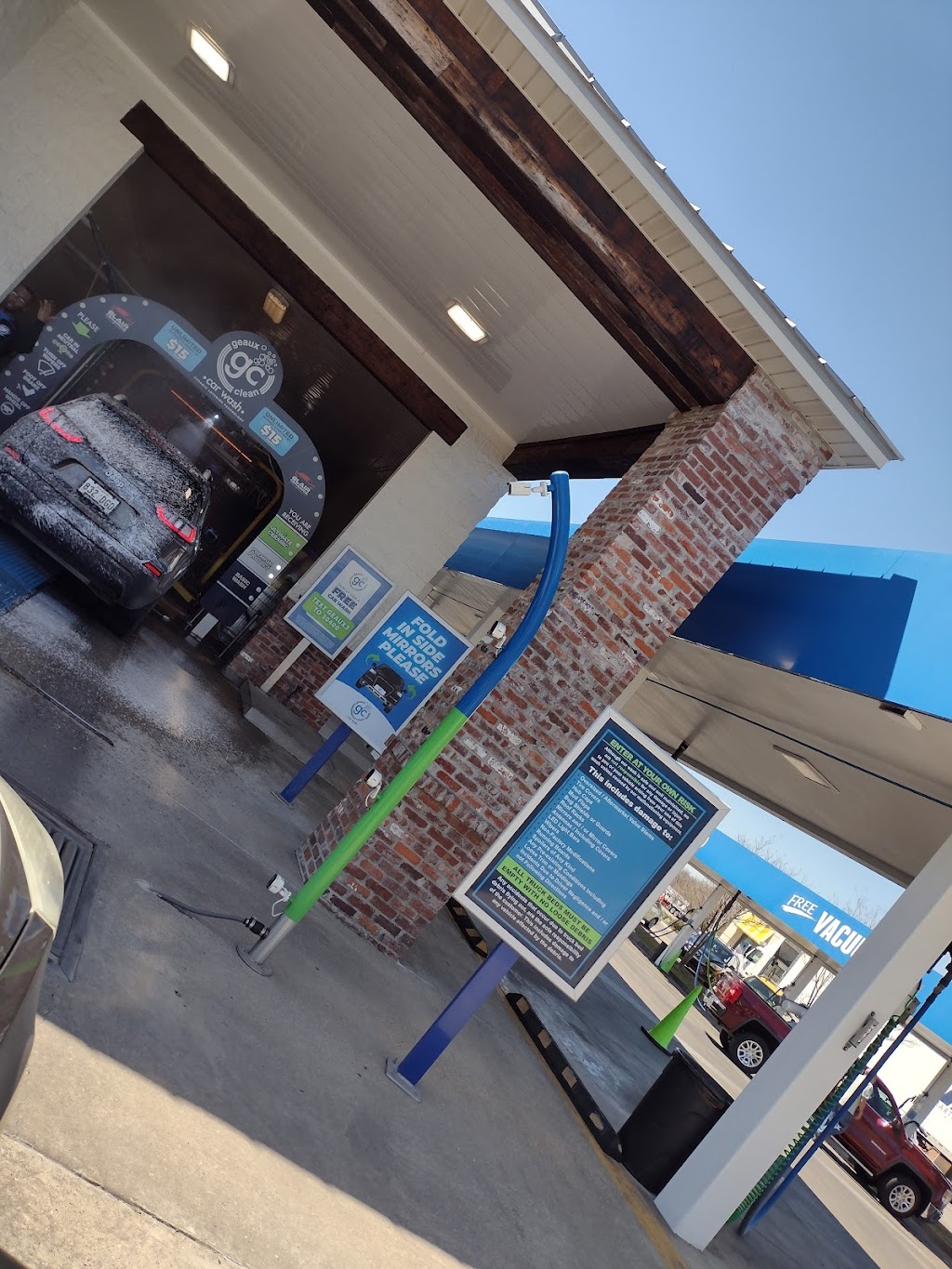 WhiteWater Express Car Wash | 10603 Burbank Dr, Baton Rouge, LA 70810, USA | Phone: (225) 296-9113