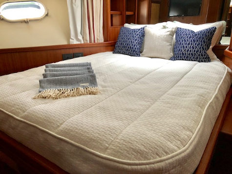 YachtBedding.com | 229 S Federal Hwy, Pompano Beach, FL 33060,United States | Phone: (954) 256-7976