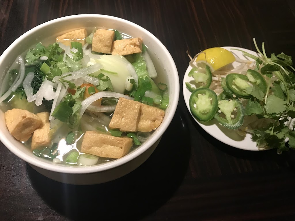 Phở T&T Vietnamese Restaurant | 7750 Palm Ave, Highland, CA 92346, USA | Phone: (909) 864-4290