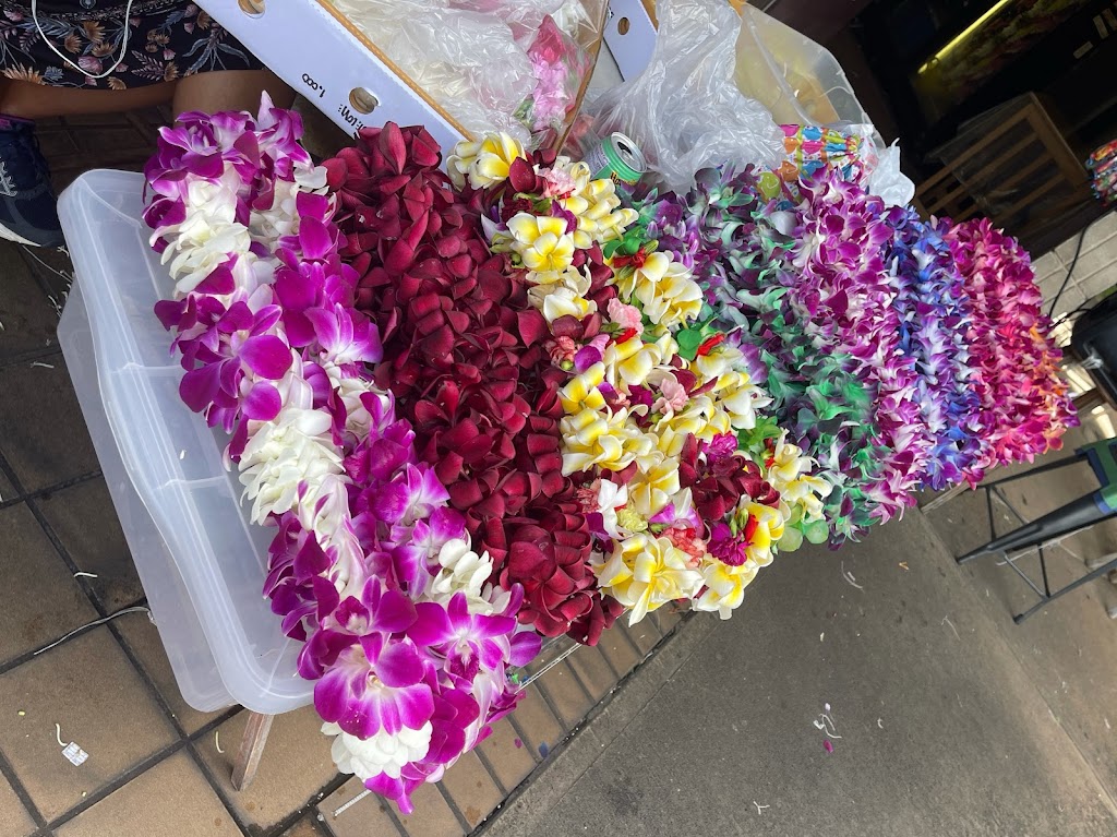 Harriets Lei Stand | 300 Rodgers Blvd Stall #1, Honolulu, HI 96819, USA | Phone: (808) 836-3446