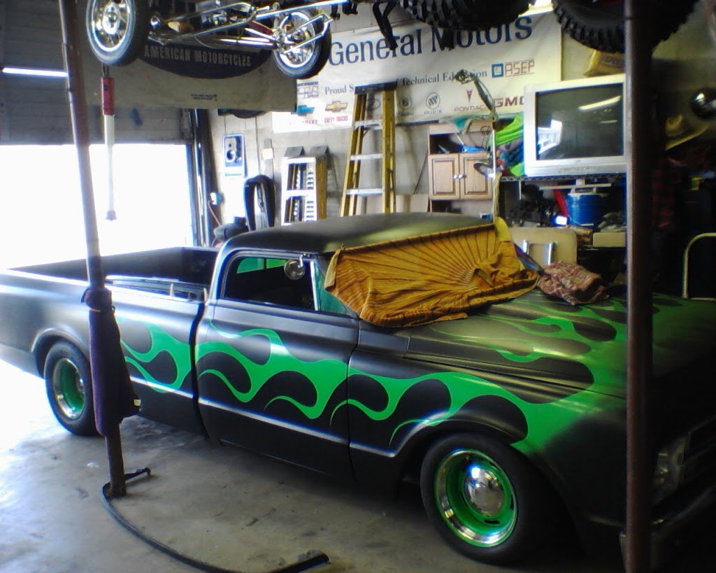 Liberty Auto Glass Customs | 3495 Onyx St, Silver Springs, NV 89429, USA | Phone: (775) 835-1323