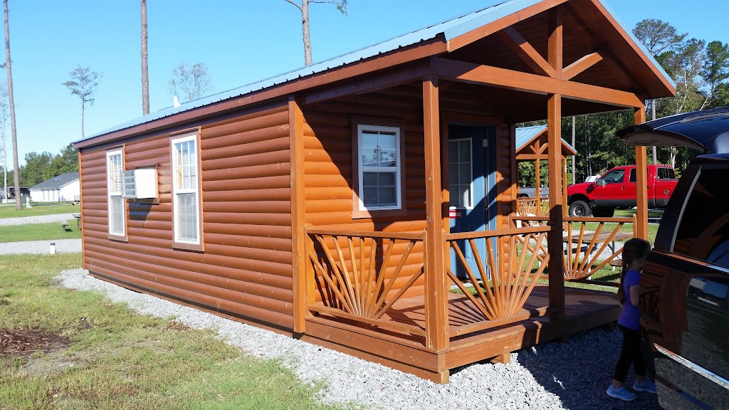 Raleigh Oaks RV Resort & Cottages | 527 US Highway 701 South, Four Oaks, NC 27524, USA | Phone: (919) 934-3181