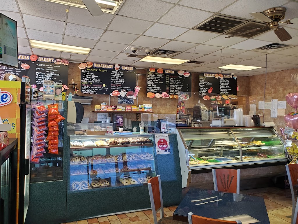 Elis Bagel Shop | 58 N Myrtle Ave, Spring Valley, NY 10977, USA | Phone: (845) 425-6166