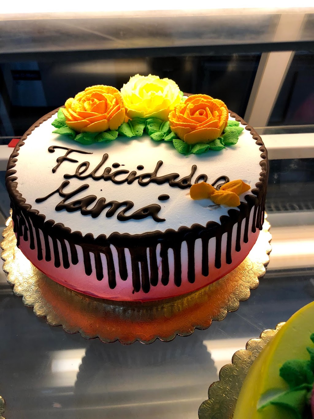 Cypress Bakery | 2126 N Dinuba Blvd, Visalia, CA 93291, USA | Phone: (559) 627-6235