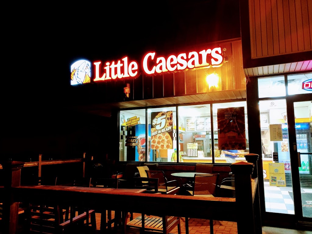 Little Caesars Pizza | 121 Herrick Park Dr, Tecumseh, MI 49286, USA | Phone: (517) 423-8341