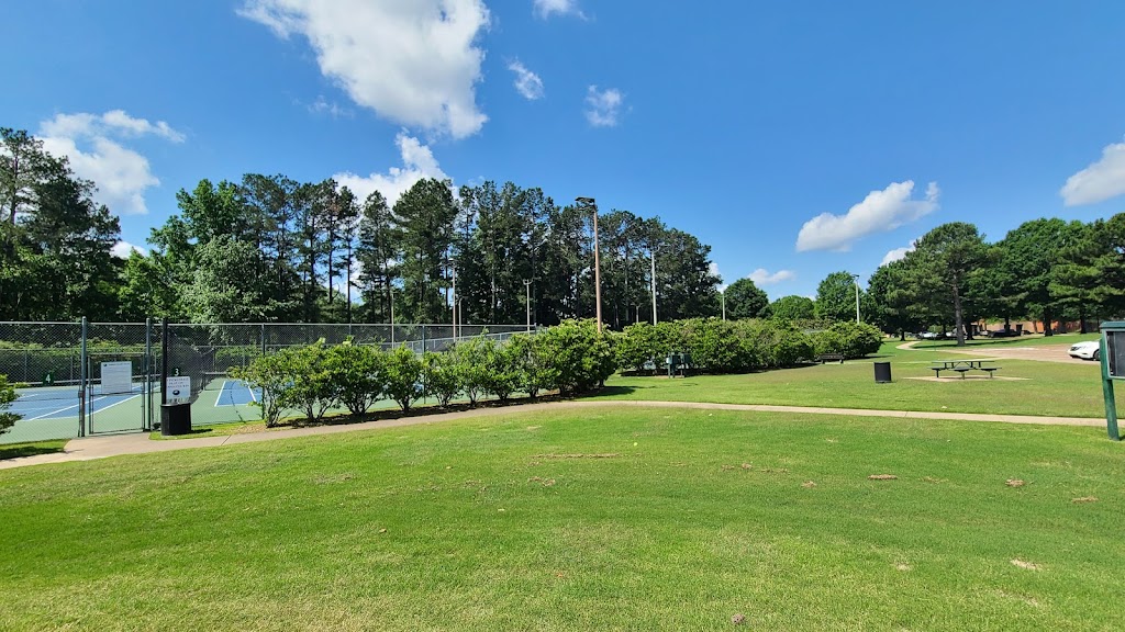 H.W. Cox Park | 440 W Powell Rd, Collierville, TN 38017, USA | Phone: (901) 457-2770