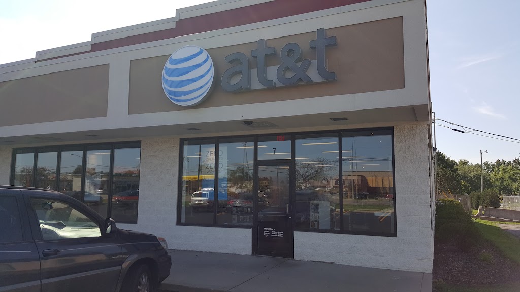 AT&T Store | 2023 Tiffin Ave, Findlay, OH 45840, USA | Phone: (567) 250-9230