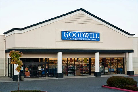 Silverdale Goodwill | 10001 Mickelberry Rd NW, Silverdale, WA 98383 | Phone: (360) 698-5378