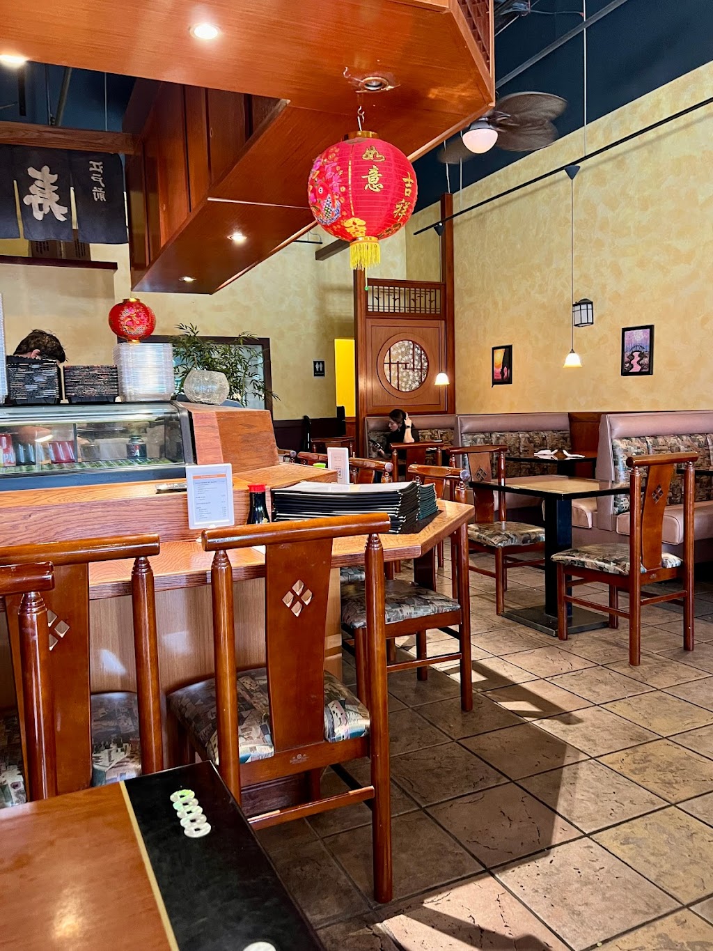 Moto Asian Cuisine | 655 Atlanta Hwy Suite 101, Cumming, GA 30040, USA | Phone: (770) 844-1080