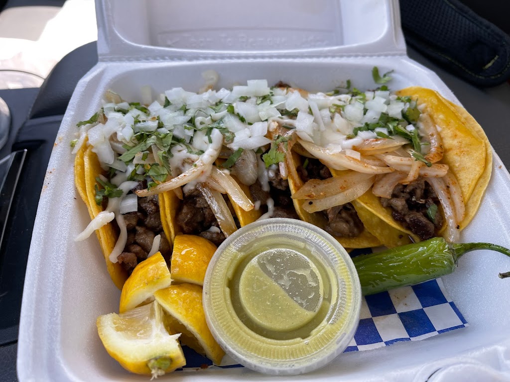 Tacos y Tortas La Regia | 205 Clarice St, Grand Prairie, TX 75051, USA | Phone: (972) 639-3660