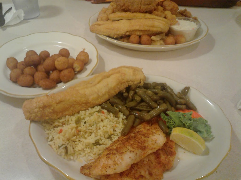 Skippers Seafood Restaurant | 2409 S Main St, High Point, NC 27263, USA | Phone: (336) 885-8678