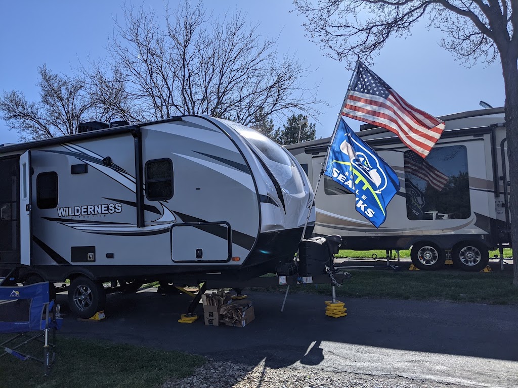 Mountain View RV Park | 2040 W Airport Way, Boise, ID 83705, USA | Phone: (208) 345-4141