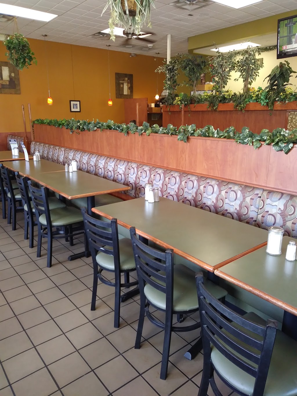 Village Family Restaurant | 47182 Michigan Ave, Canton, MI 48188, USA | Phone: (734) 495-3269