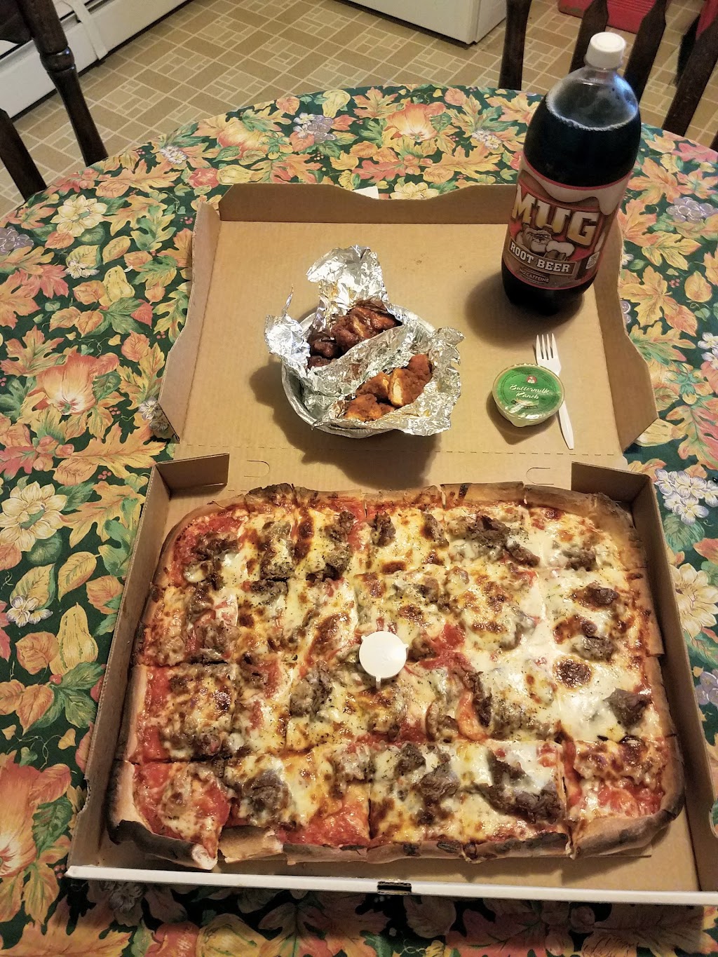 Manhattan Pizza & Wings | Southwest Suburbs, 120 E North St, Manhattan, IL 60442, USA | Phone: (815) 478-4500