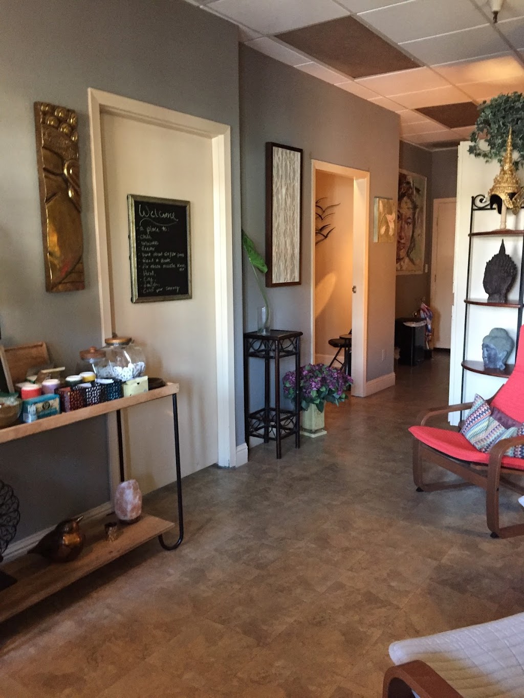 Massage By Lisa | 8010 Folsom-Auburn Rd, Folsom, CA 95630, USA | Phone: (916) 804-3673