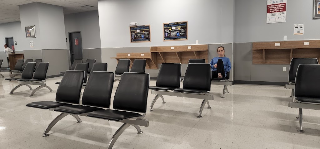 New York State DMV - Albany | 855 Central Ave, Albany, NY 12206, USA | Phone: (518) 473-5595