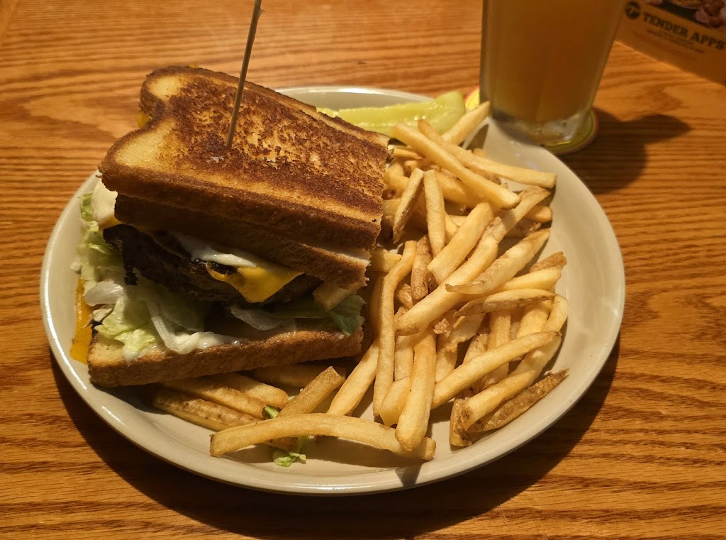 Tullys Good Times Batavia | 522 E Main St, Batavia, NY 14020, USA | Phone: (585) 343-9030