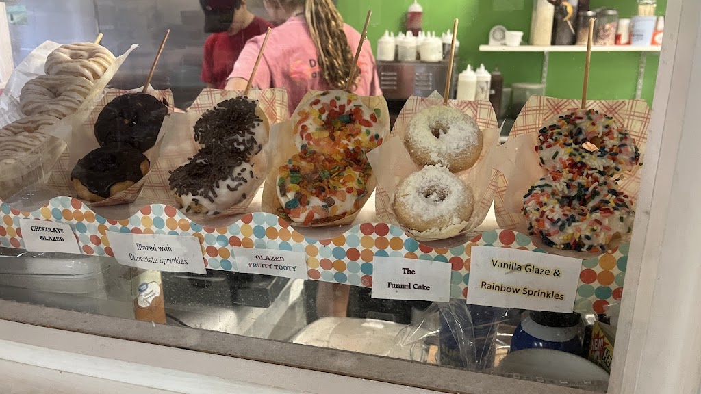 Donutz On a Stick and Ice Cream | 1216 Duck Rd, Duck, NC 27949, USA | Phone: (252) 261-0484