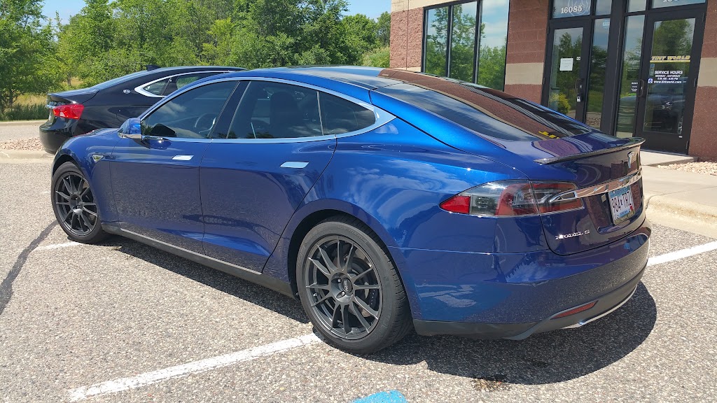 Tint World | 3201 County Rd 42 W STE 116, Burnsville, MN 55306, USA | Phone: (952) 777-4300