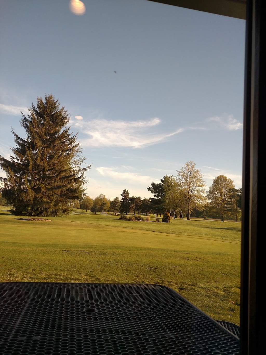 Cranberry Hills Golf Grill Pub | Cranberry Hills Golf Course, 5965 OH-103, New Washington, OH 44854, USA | Phone: (419) 492-2192