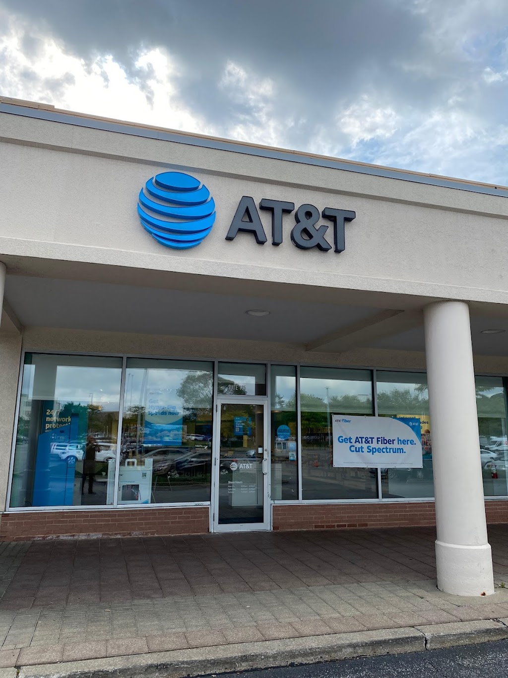 AT&T Store | 6901 Rockside Rd, Independence, OH 44131, USA | Phone: (216) 755-3987