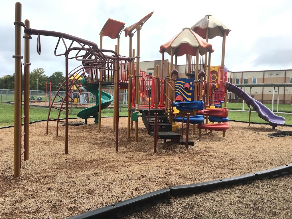 New Berlin Elementary School - Sunday