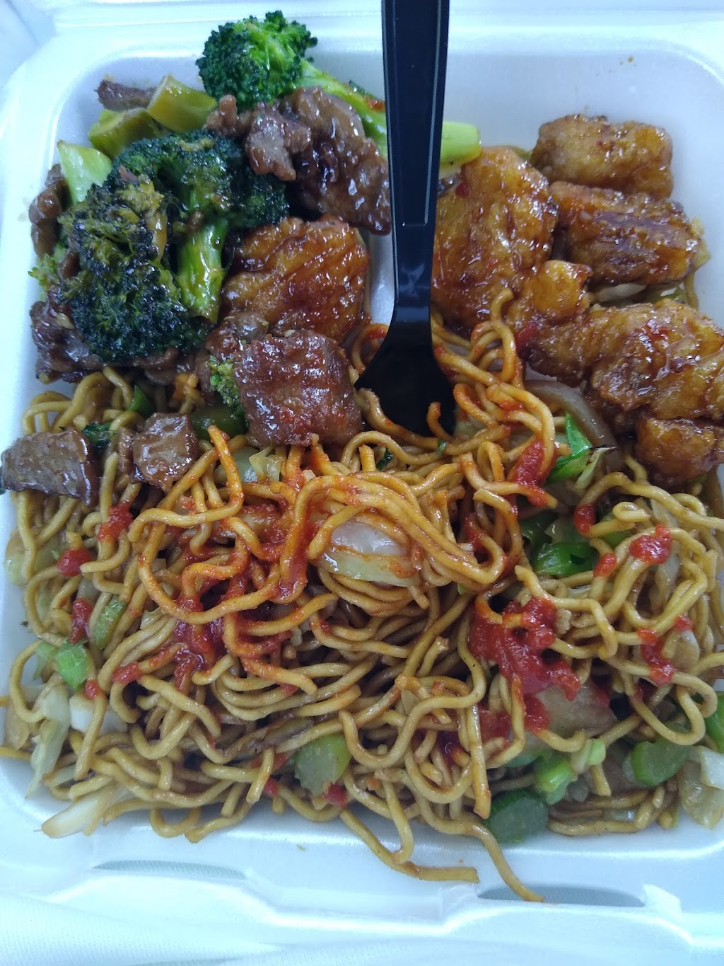 Panda Express | 7685 N Blackstone Ave, Fresno, CA 93720, USA | Phone: (559) 435-6772