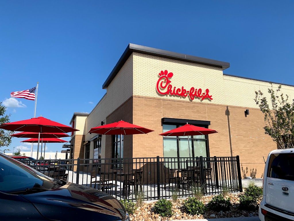 Chick-fil-A | 200 Ed Schmidt Blvd, Hutto, TX 78634, USA | Phone: (512) 846-4093