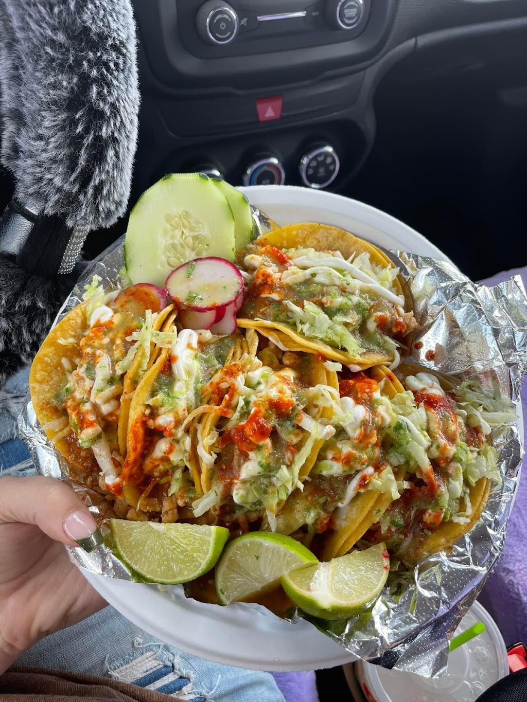 Taqueria & Pupuseria La Bendición | 2700 Fulton Dr NW, Canton, OH 44718, USA | Phone: (330) 294-8699