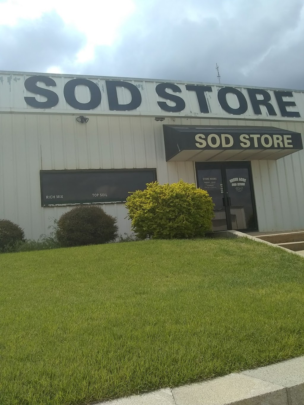 Green Acre Sod Store | 7604 Bryant Ave, Oklahoma City, OK 73131, USA | Phone: (405) 478-1200