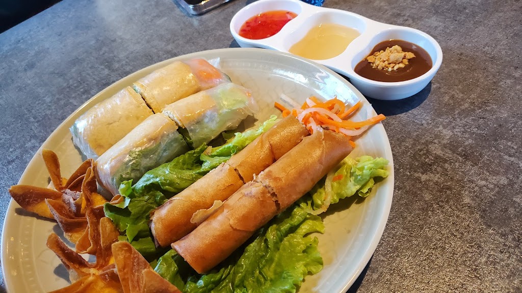 Mama Hongs Vietnamese Kitchen - Orange | 1628 E Lincoln Ave, Orange, CA 92865 | Phone: (714) 685-9571