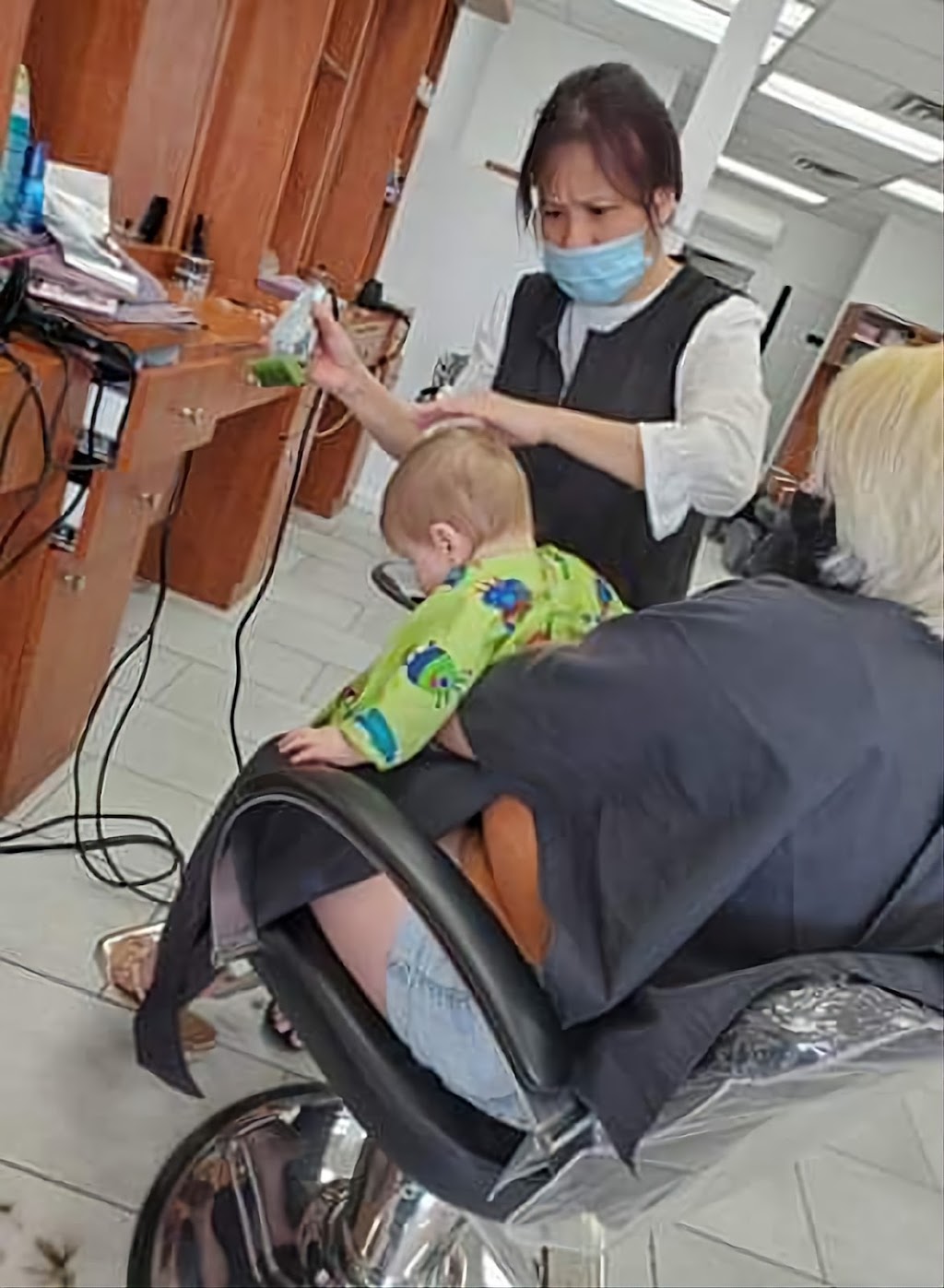 Lucys Salon | 8541 Fort Smallwood Rd, Pasadena, MD 21122, USA | Phone: (443) 817-2712