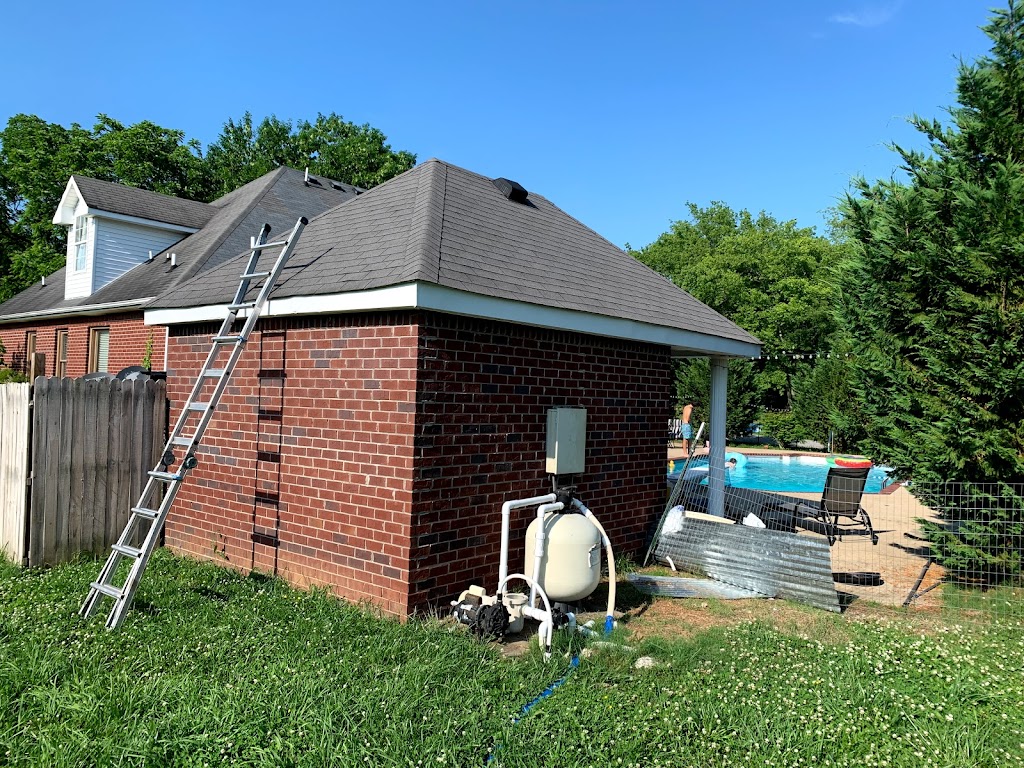 Right on Roofing And Restoration LLC | 114 Hampton Pl, Gallatin, TN 37066, USA | Phone: (615) 419-5873