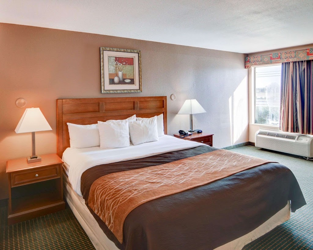 Quality Inn | 3232 SE Loop 820, Forest Hill, TX 76140, USA | Phone: (817) 551-5200