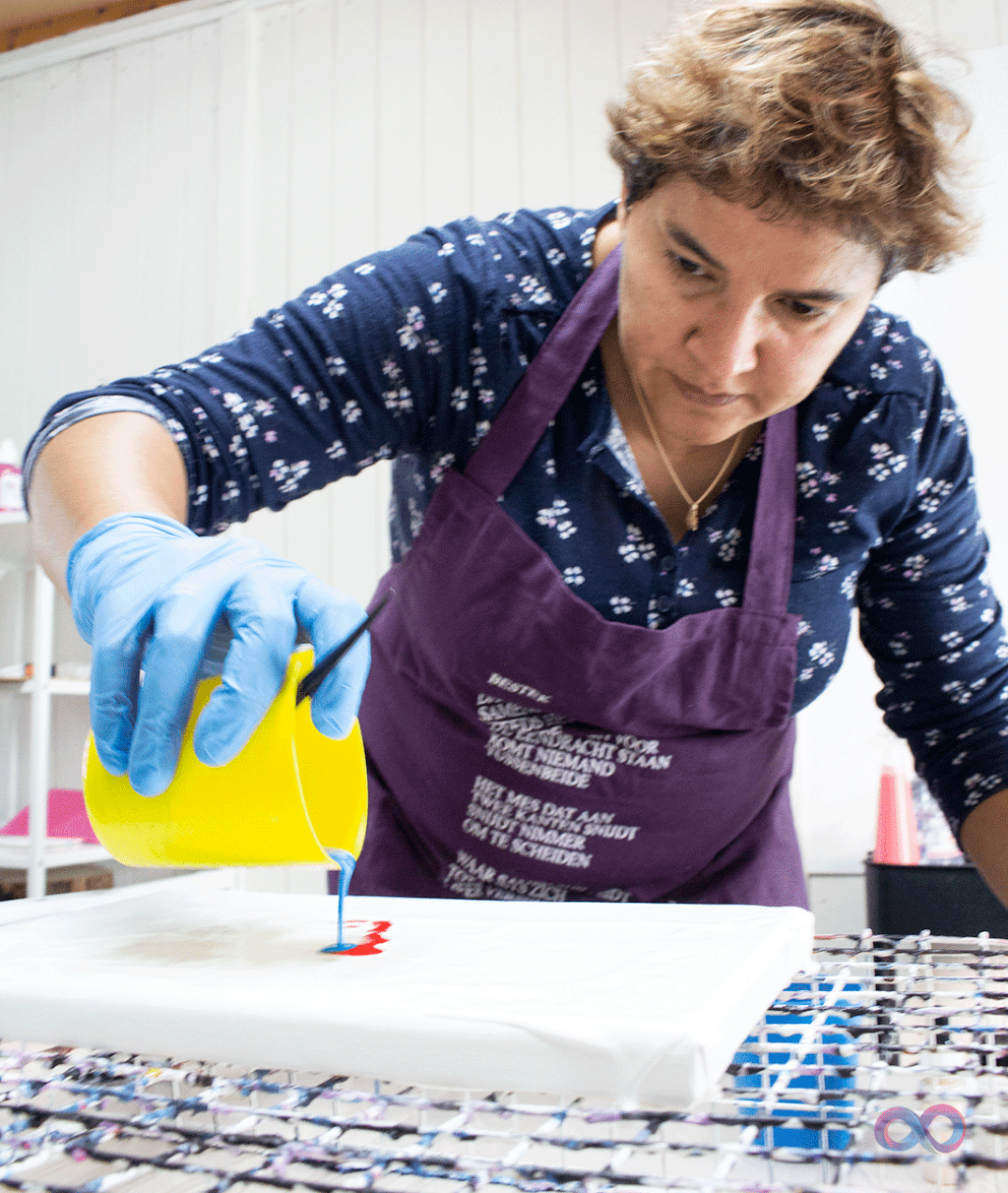 ART STUDIO AMSTERDAM Abstract Fluid & Digital Art Studio | R.J.H. Fortuynplein 18, 1019 WL Amsterdam, Netherlands | Phone: 06 52076009